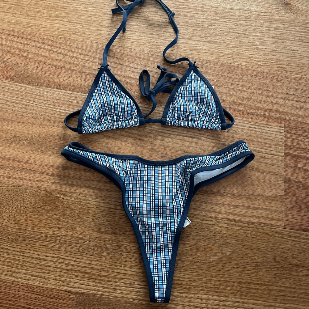Frankie’s bikinis set - Picture 3 of 5